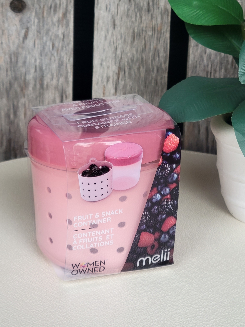 Melii Pink Fruit & Snack Container & Strainer Set